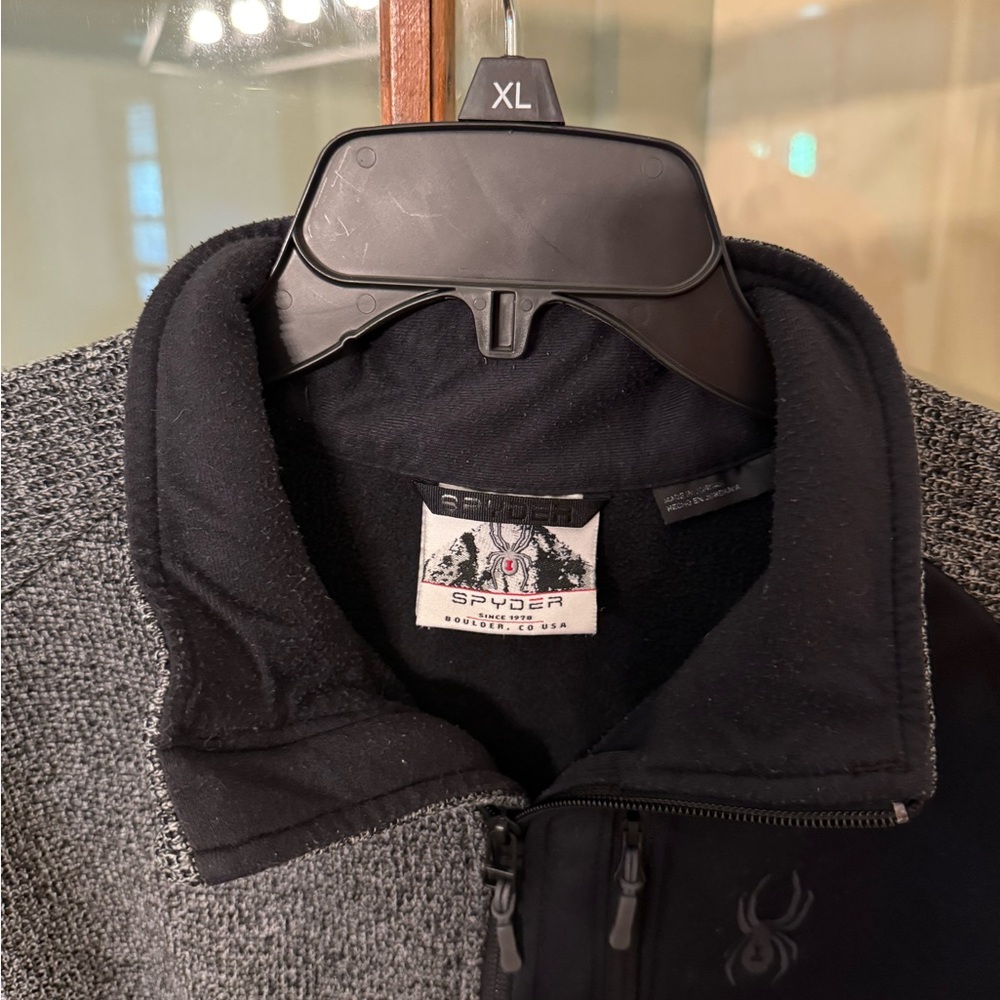 Spyder Men’s Black and Gray Sherpa Lined Quarter-Zip Pullover - Size Large - Picture 3 of 6